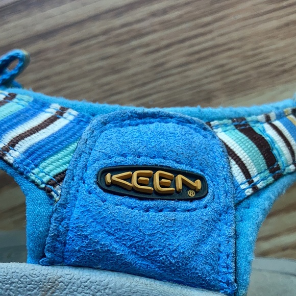 Keen Waterproof Slip On Sandals - Picture 3 of 8
